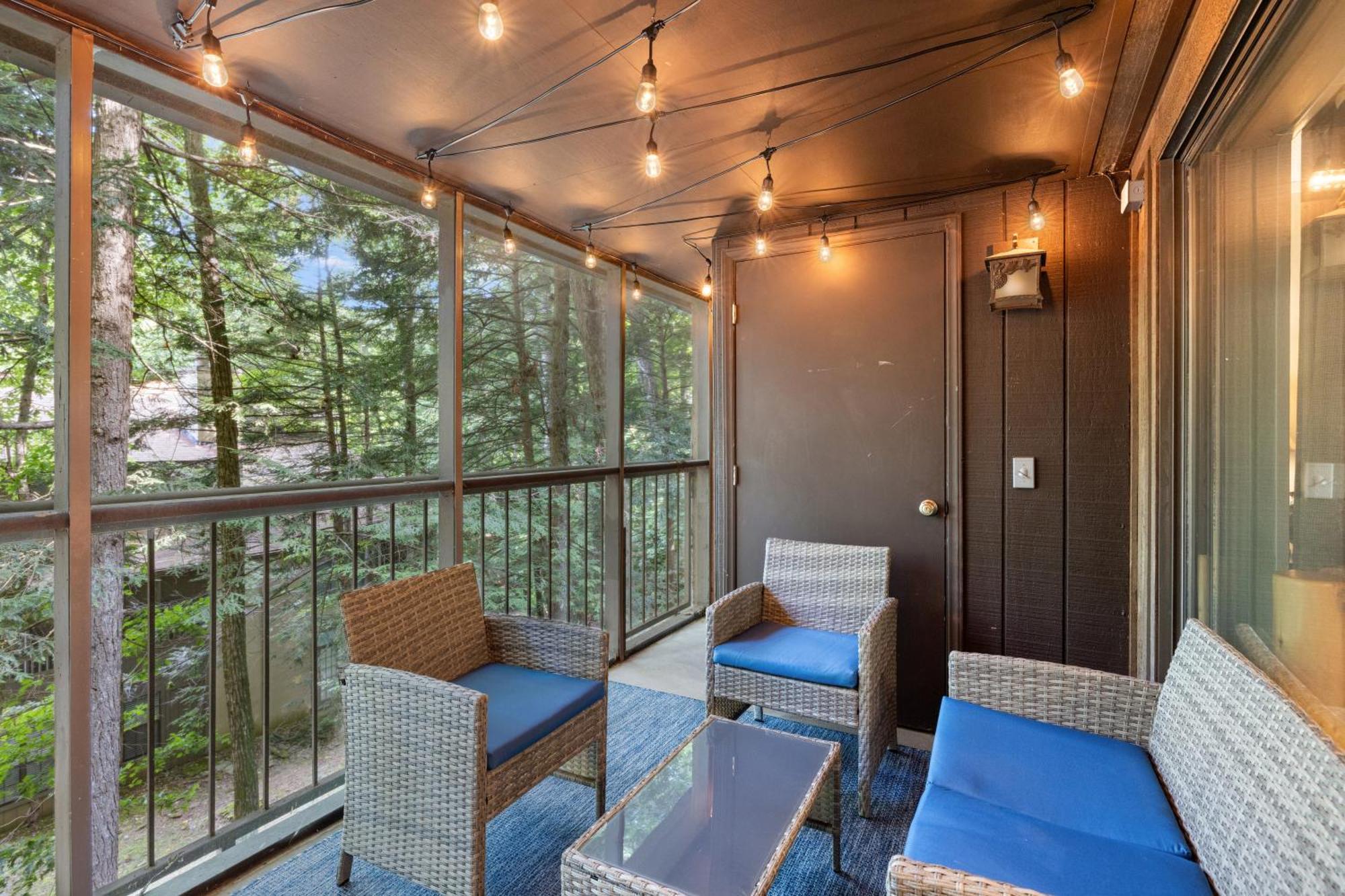 Obear Mountain Is A Newly Updated Condo In Chalet Village Of Gatlinburg! 외부 사진