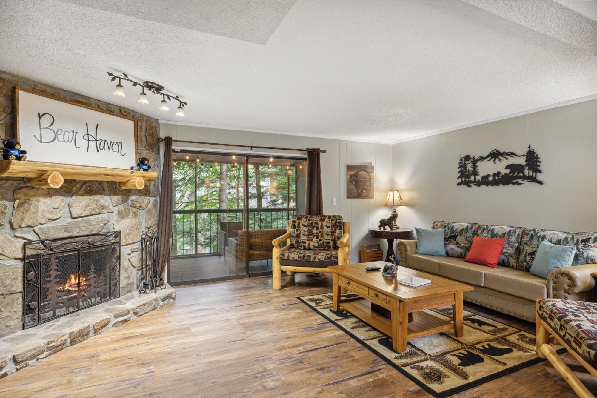 Obear Mountain Is A Newly Updated Condo In Chalet Village Of Gatlinburg! 외부 사진